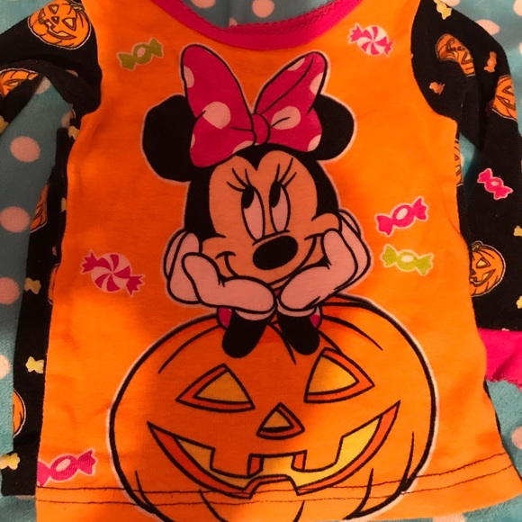👻Minnie Mouse Halloween PJ’s🤖 - Picture 2 of 5